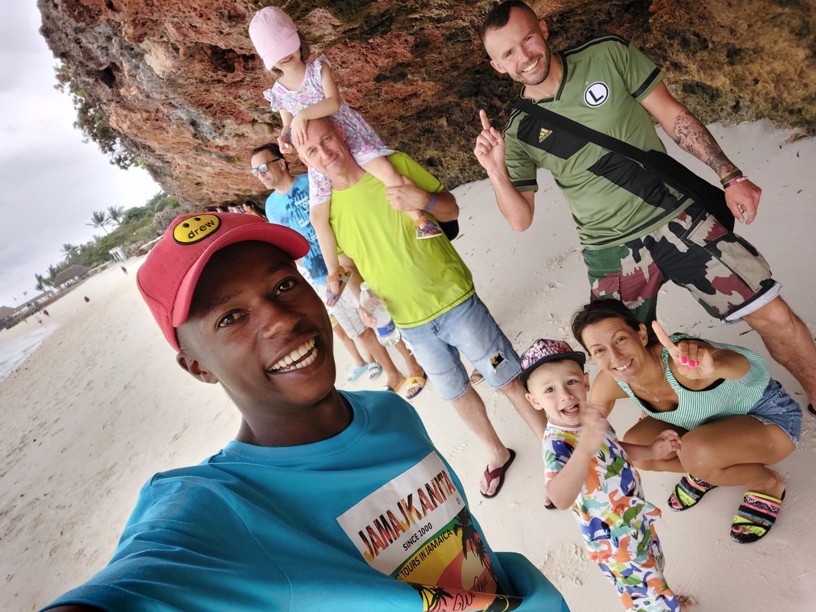 zanzibar tour guide Arnold